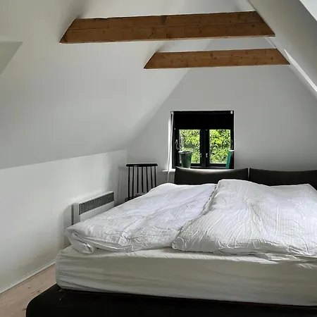 With View Of Dalby Bay Feriehus *