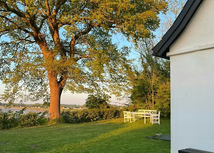 Casa de Férias Sommerhus Med Udsigt Over Dalbybugten *